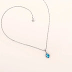 Collier Élégant en Pierre Bleue