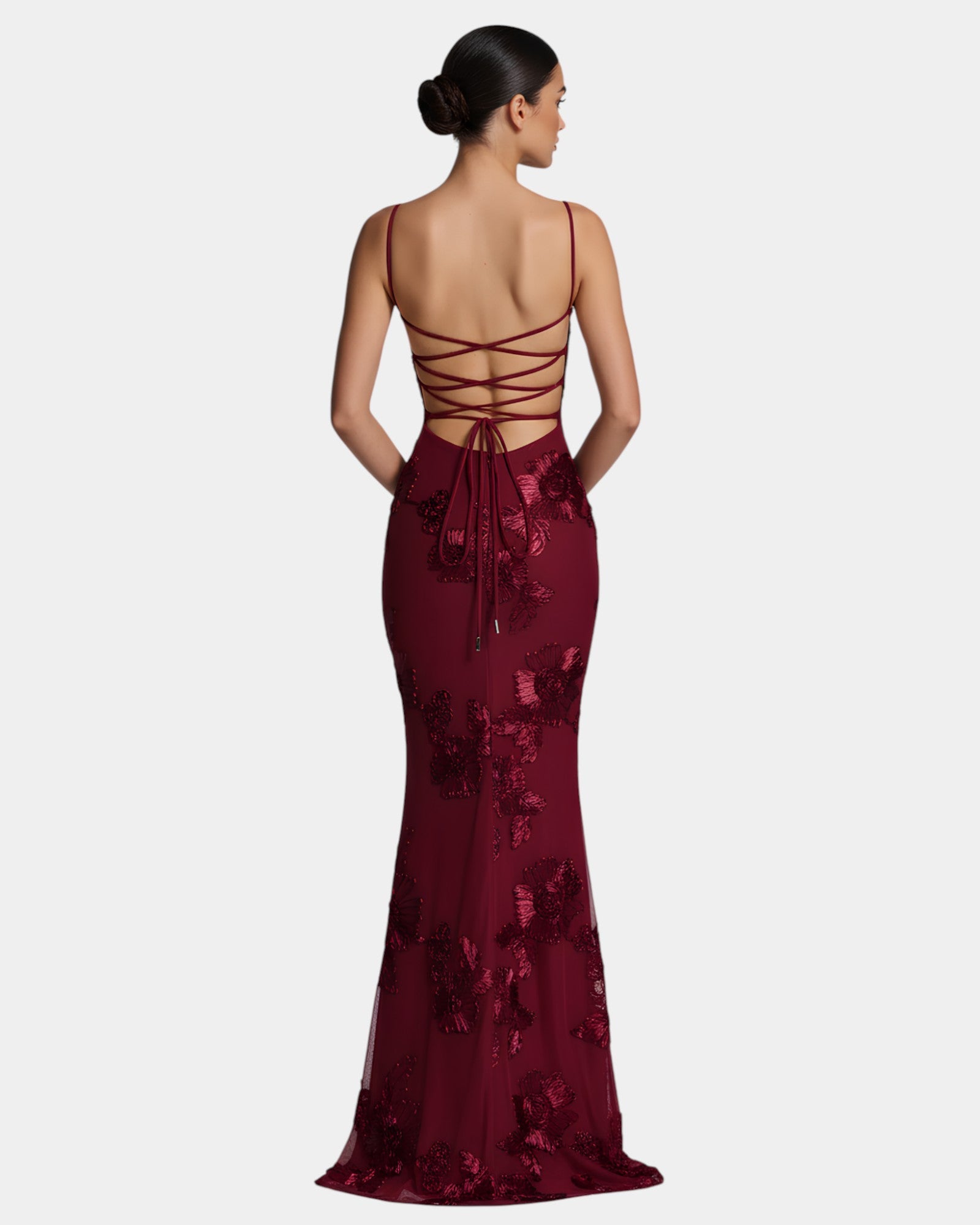 Inès | Élégance exubérante