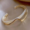 Bracelet en Or Opalin avec Brillance Douce