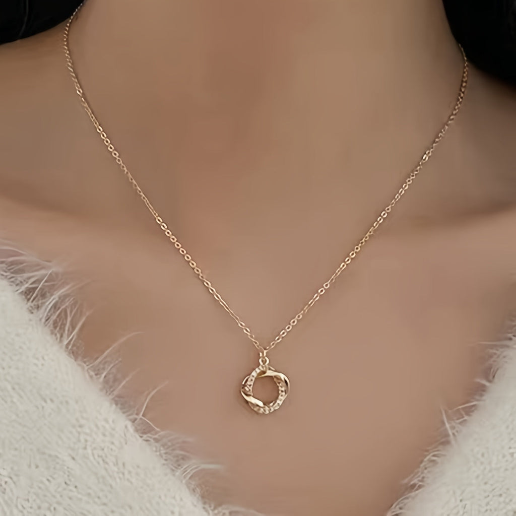 Collier Suspendu Élégant en Or avec Diamants Simulés