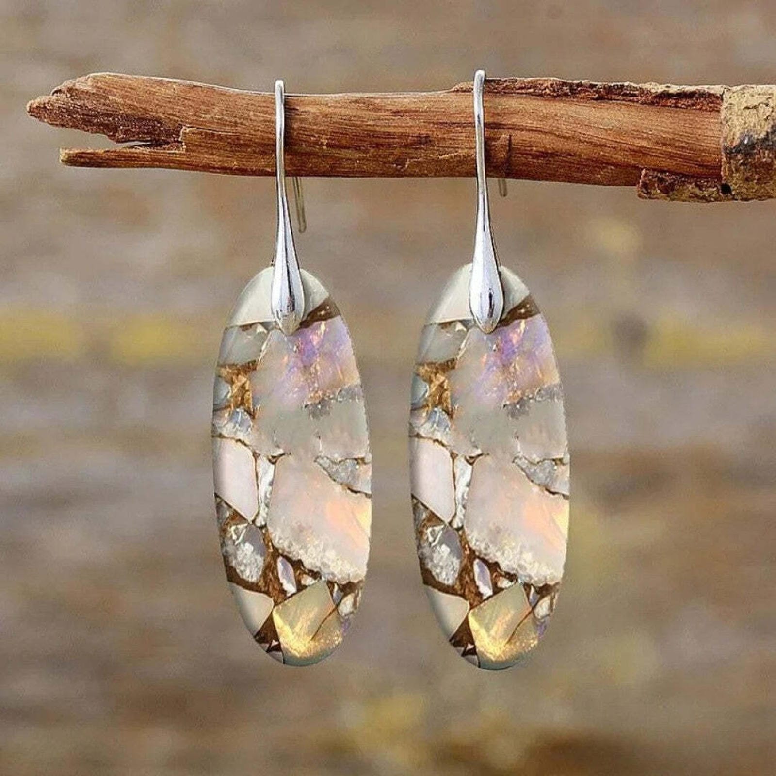 Boucles d'Oreilles Ovales en Pierre Vintage