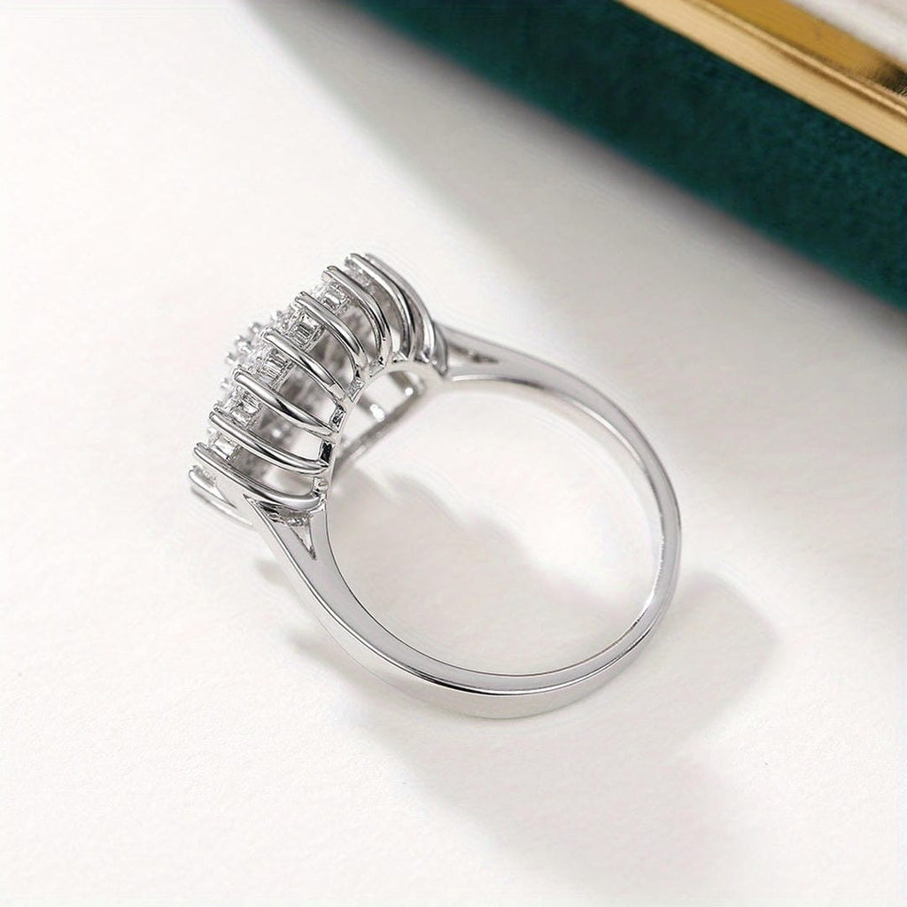 Bague Déclarative en Halo de Cristaux