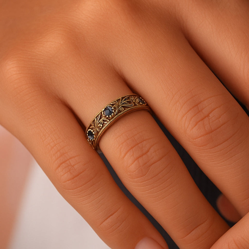 Bague Feuille de Zircon Bleu Exotique Finesse