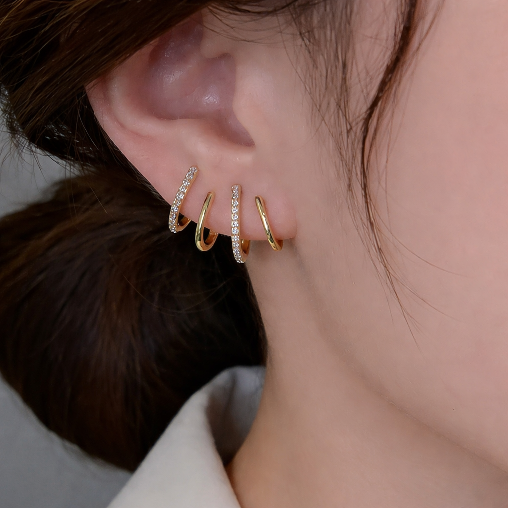 Yasmin | Boucles d’oreilles style griffe avec zircons