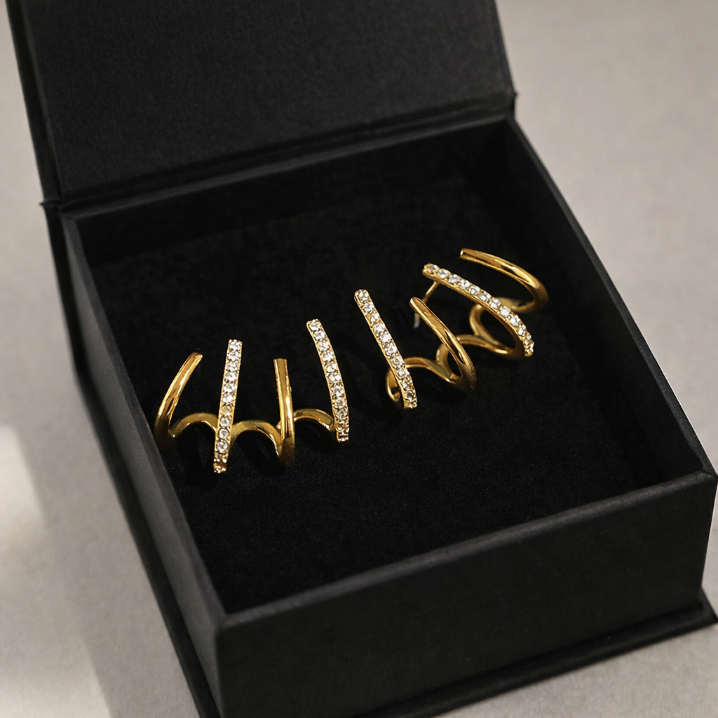 Yasmin | Boucles d’oreilles style griffe avec zircons