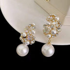 Boucles d'Oreilles en Perles avec Design de Fleur Élégante