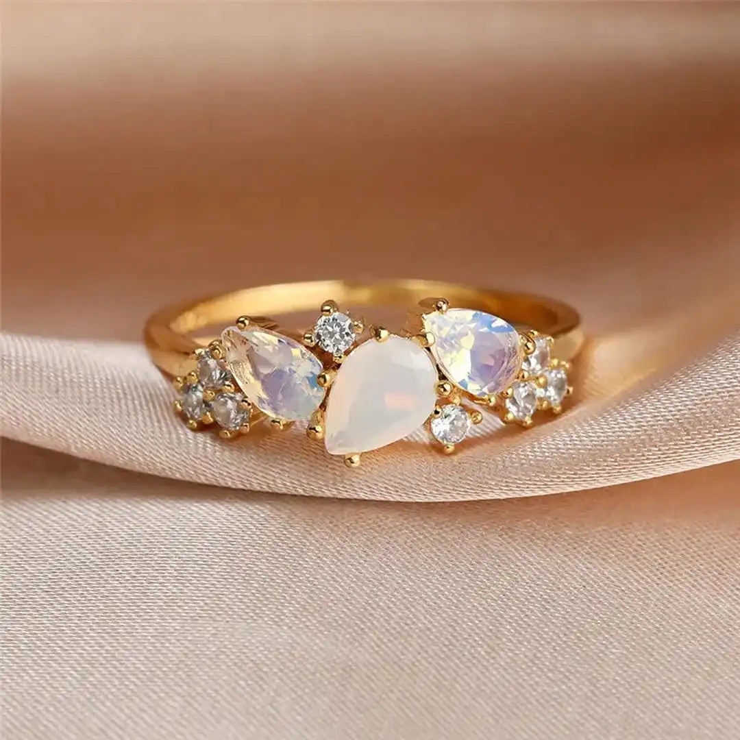 Bague Vintage en Pierre de Lune Dorée