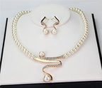 Ensemble de Bijoux en Perles Naturelles : Collier et Boucles d'Oreilles
