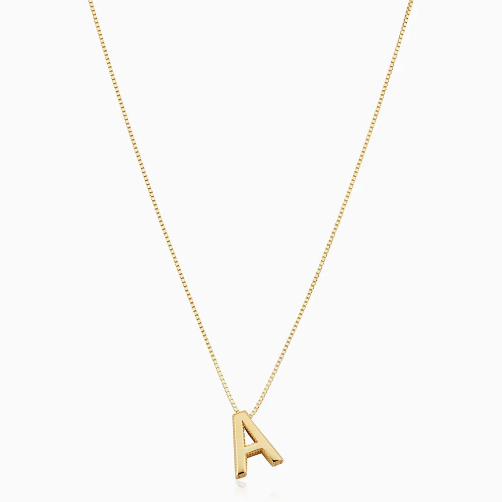 Collier Initial en Or Élégant avec Lettre d'Amour