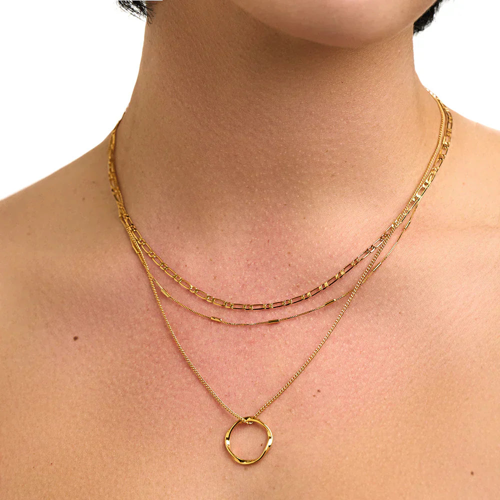 Collier Ovale Ouvert en Or Élégant