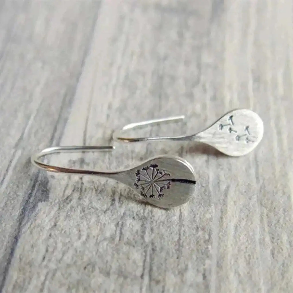 Boucles d'Oreilles Vintage en Argent avec Design de Fleur