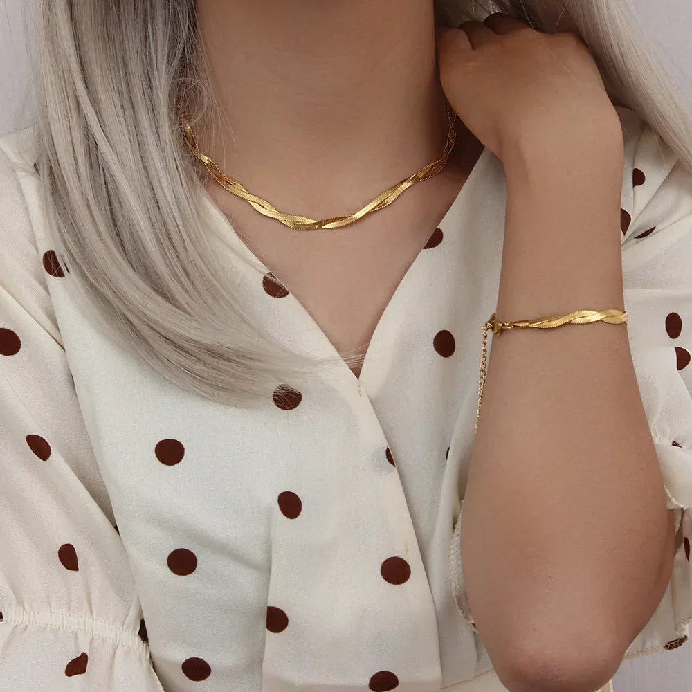 Ensemble Intemporel avec Collier et Bracelet Plaqué Or