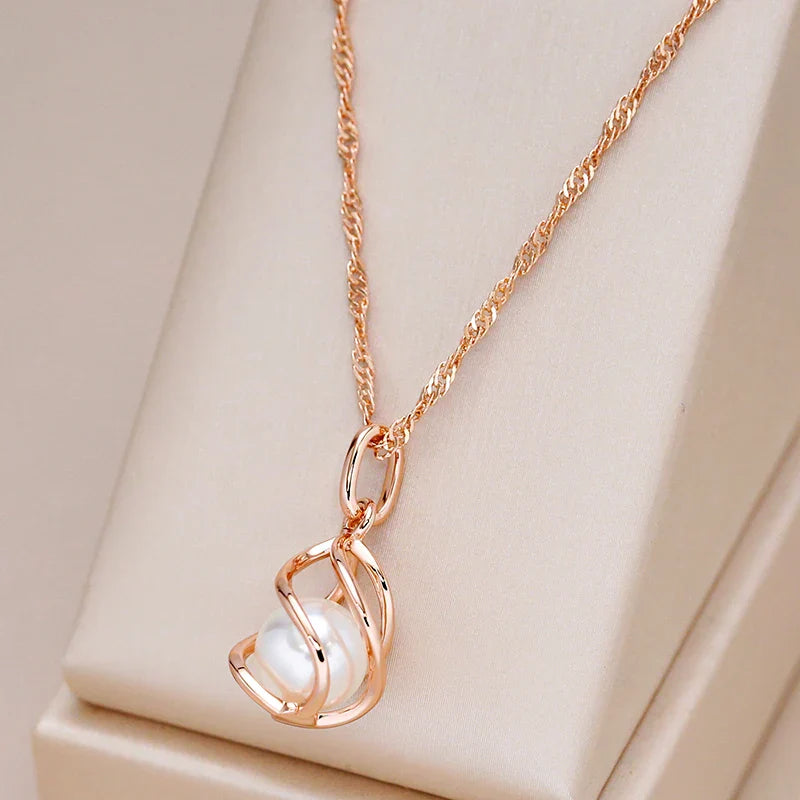 Collier Géométrique Exclusif en Or Rose et Perles