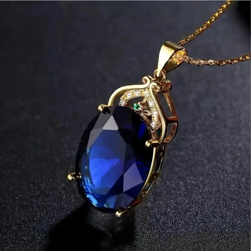 Collier Élégant avec Pendentif en Cristal et Opale
