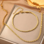 Ensemble de collier et bracelet rétro vrillé