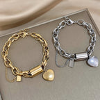 Bracelet épais en forme de cœur en or