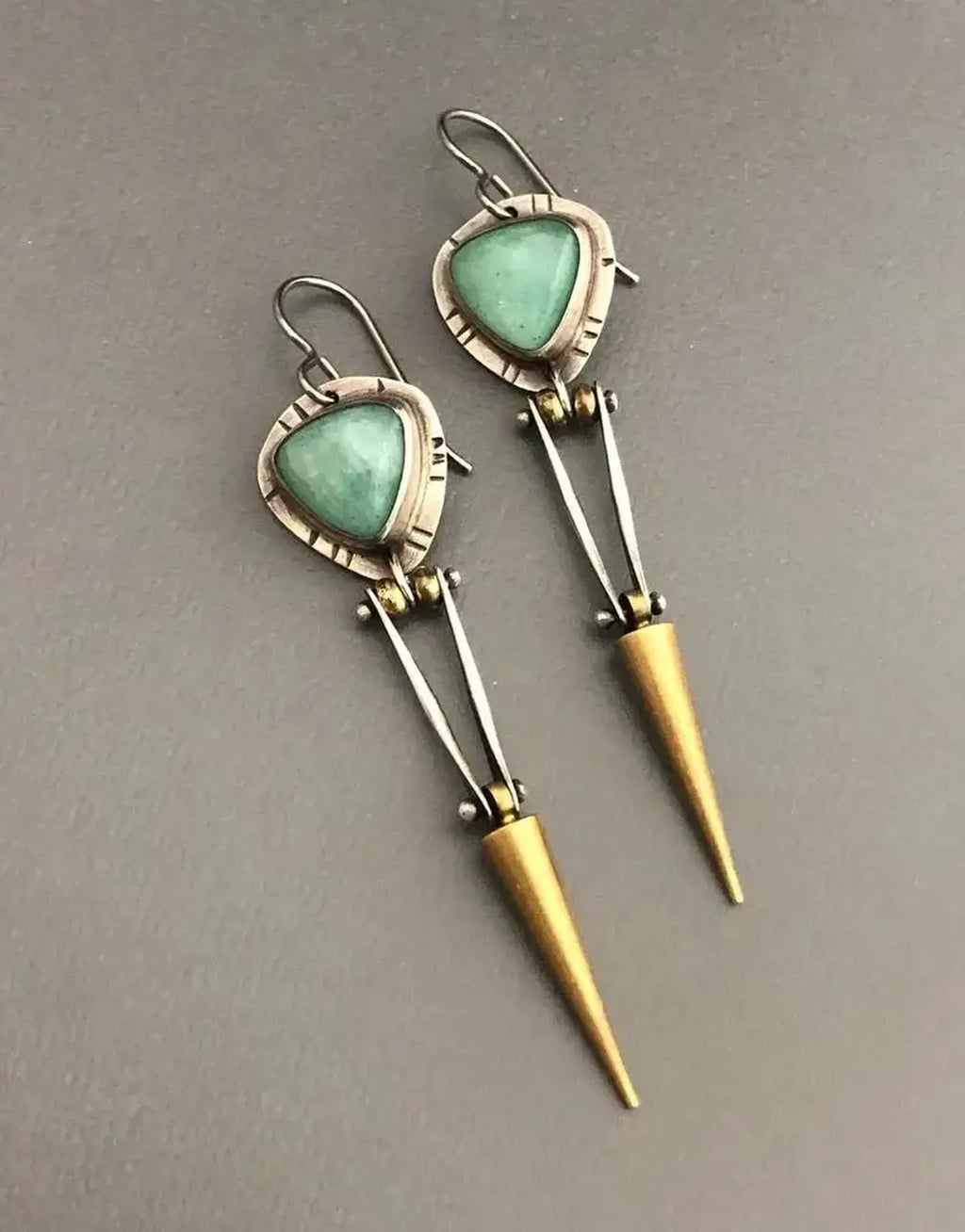 Boucles d'Oreilles en Pierre Naturelle Vintage