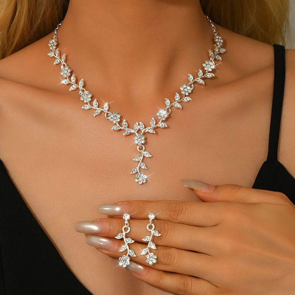 Ensemble de Bijoux Modig Blomma: Collier et Boucles d'Oreilles