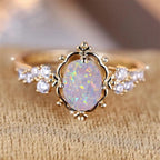 Bague Fleur de Pierre Opale Blanche Ovale