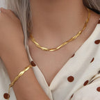 Ensemble Intemporel avec Collier et Bracelet Plaqué Or