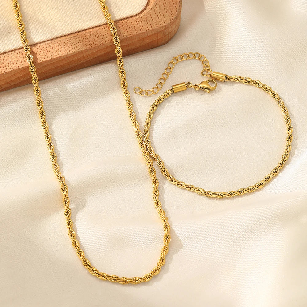 Ensemble de collier et bracelet rétro vrillé