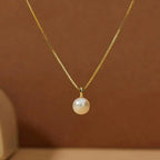 Collier Pendentif en Perle Intemporelle