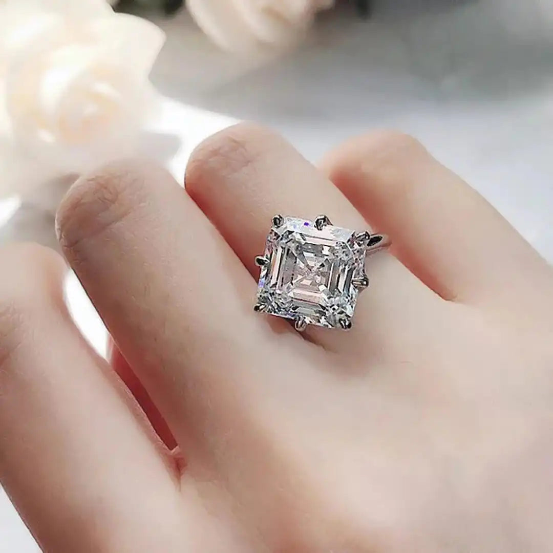 Bague en Zirconium Cubique en Or Intemporelle