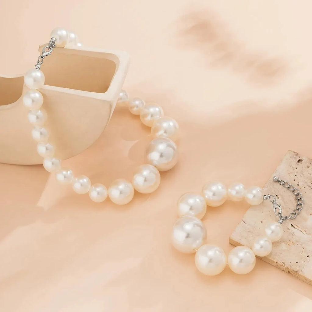 Ensemble avec bracelet et collier en perles