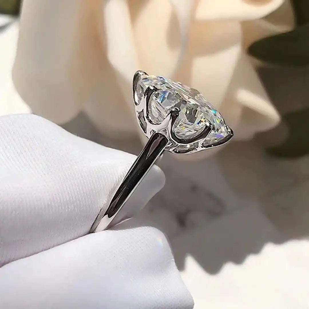 Bague en Zirconium Cubique en Or Intemporel