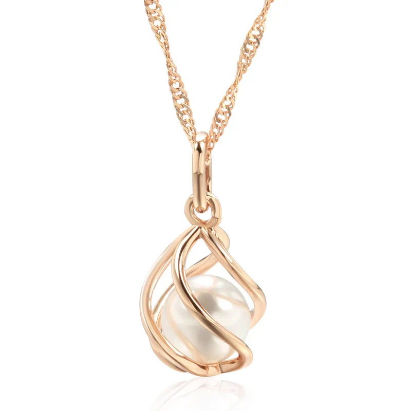 Collier Géométrique Exclusif en Or Rose et Perles