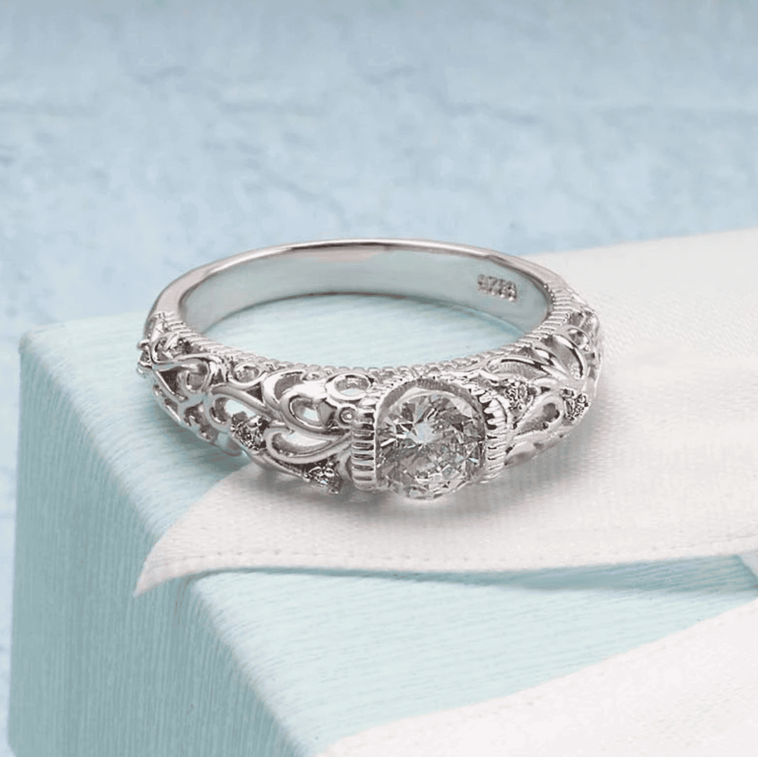 Bague Élégante en Zirconium Argenté