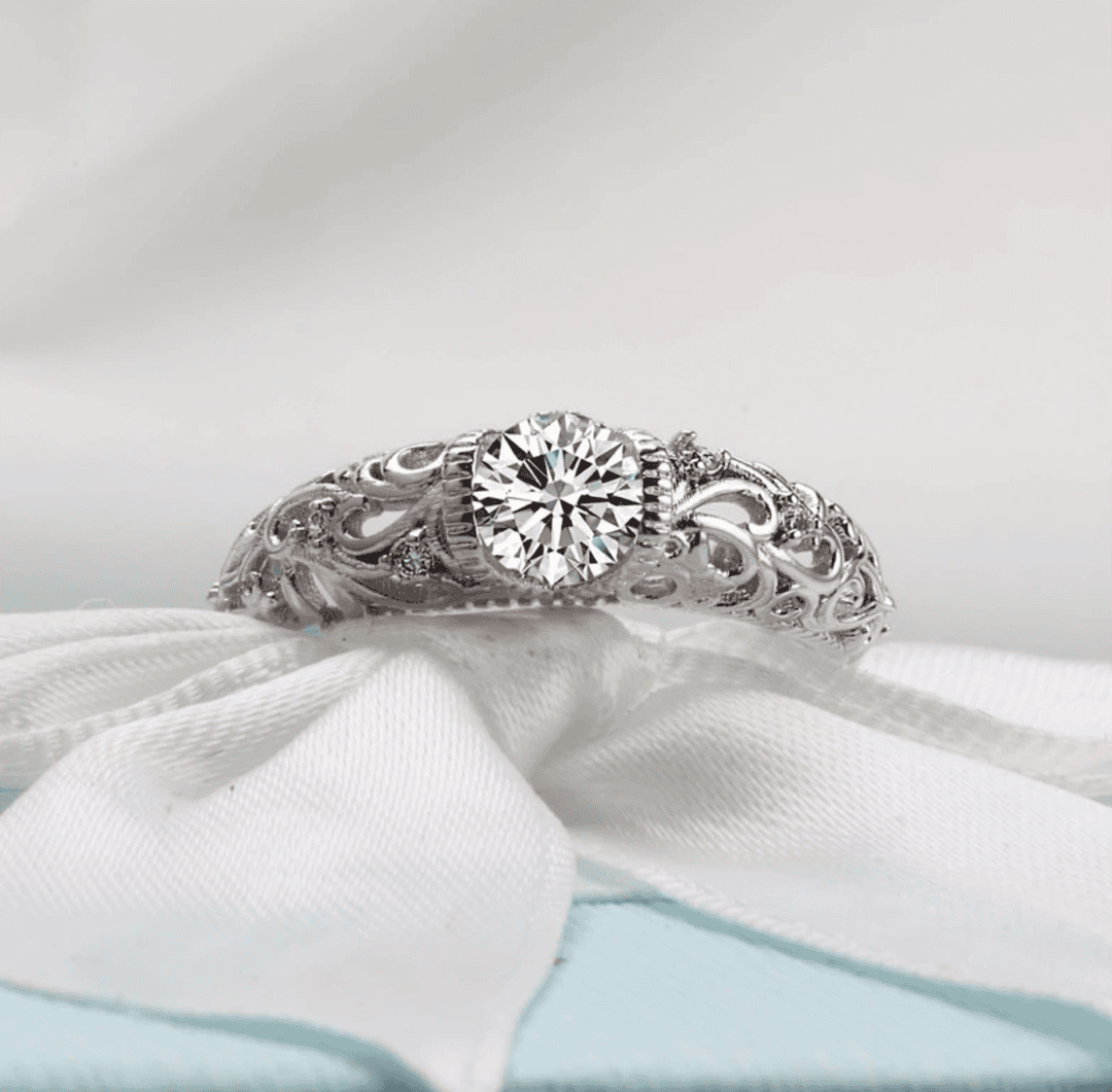 Bague Élégante en Zirconium Argenté
