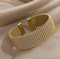 Bracelet tressé élégant en maille avec design ouvert