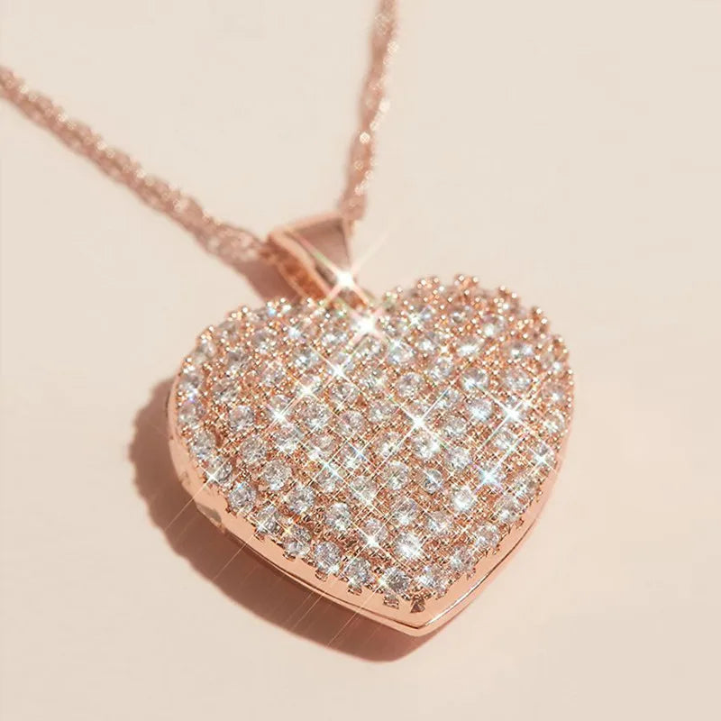 Collier de Cou en Cœur Paved en Or Rose Éternel