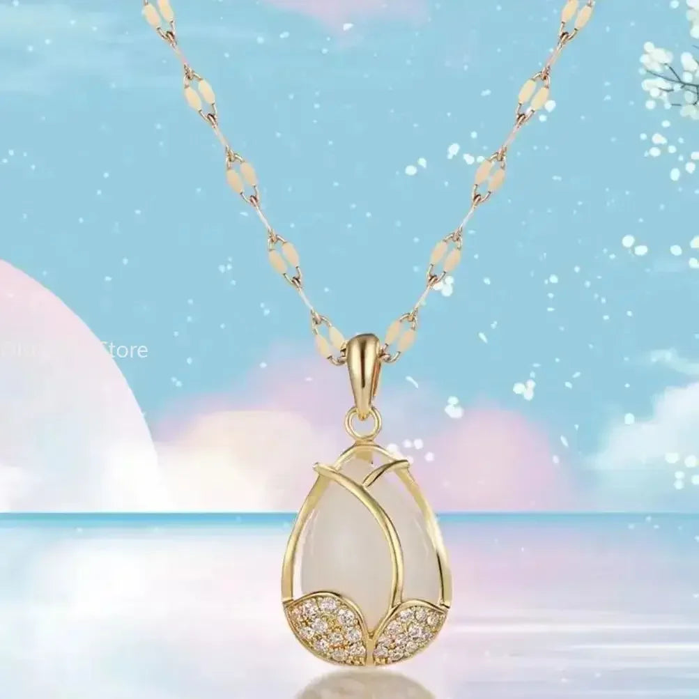 Collier Pendentif en Cristal Rose Élégant en Or