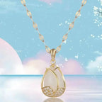 Collier Pendentif en Cristal Rose Élégant en Or