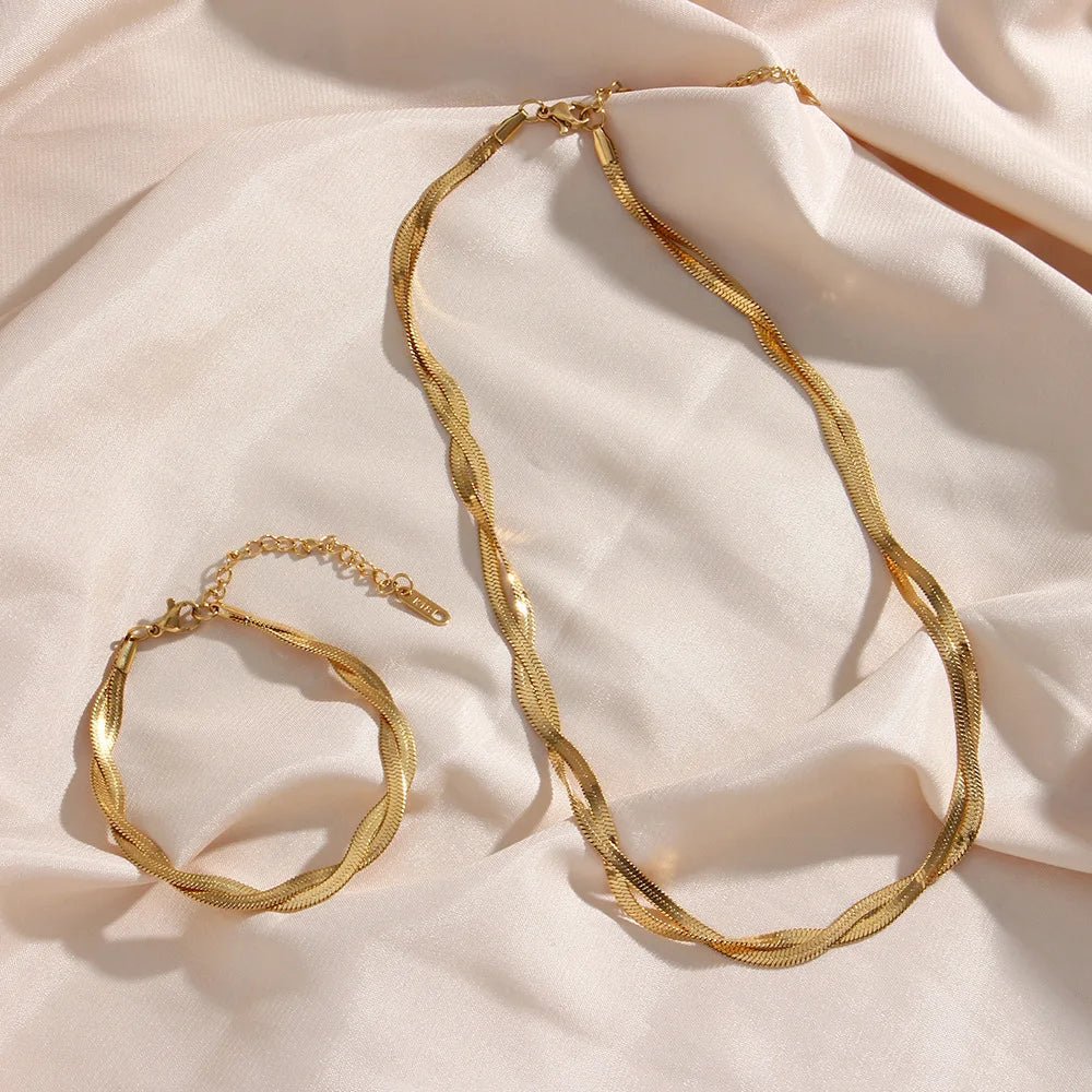 Ensemble Intemporel avec Collier et Bracelet Plaqué Or