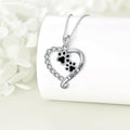 Collier en forme de cœur avec perles