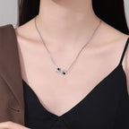 Collier Infinity Pawsavtryck avec Pierres Zirconia