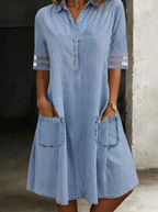 Lucía - Robe en jean qui met en valeur la silhouette
