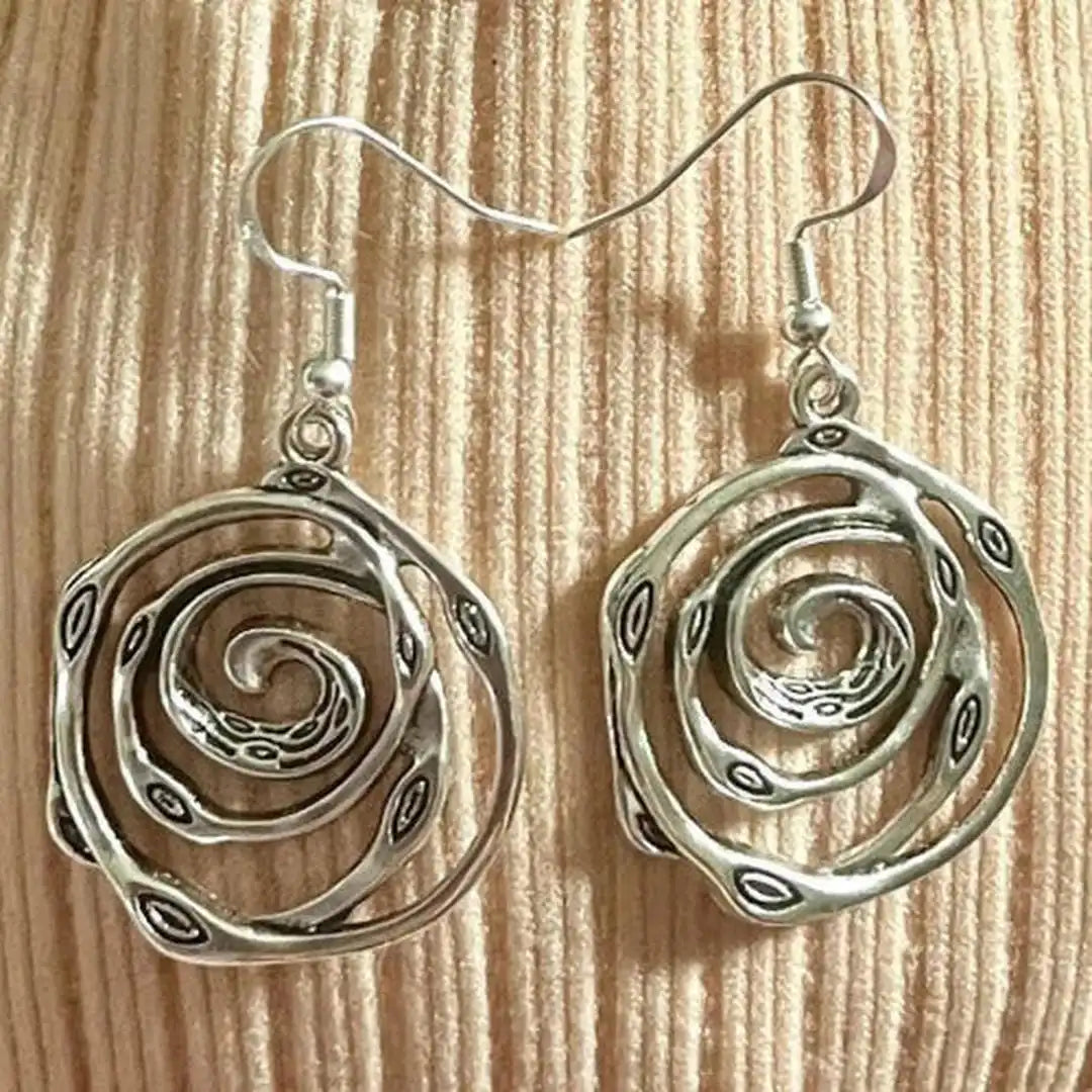 Boucles d'Oreilles Vintage en Argent en Forme de Labyrinthe