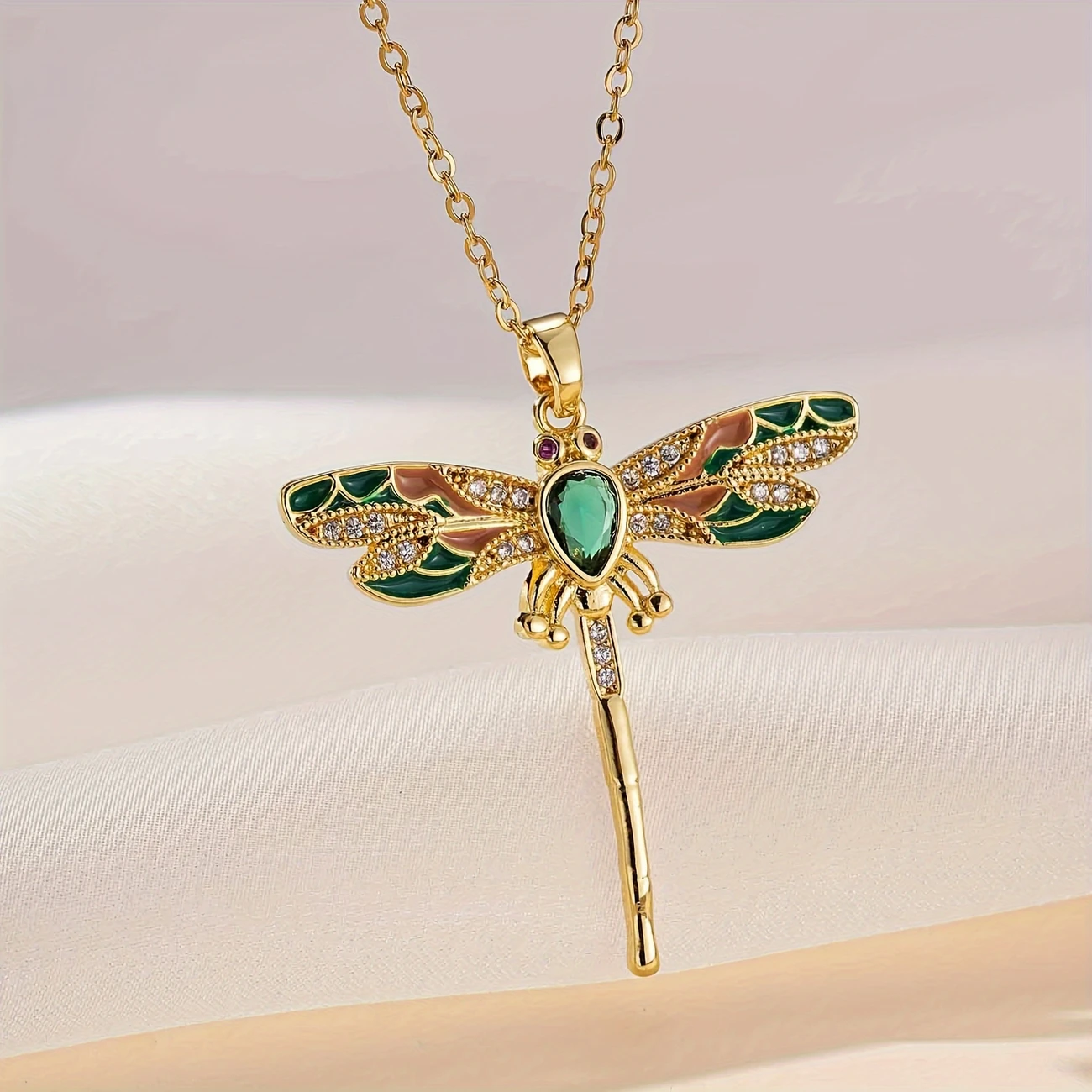 Collier de Libellule Brillante Verte