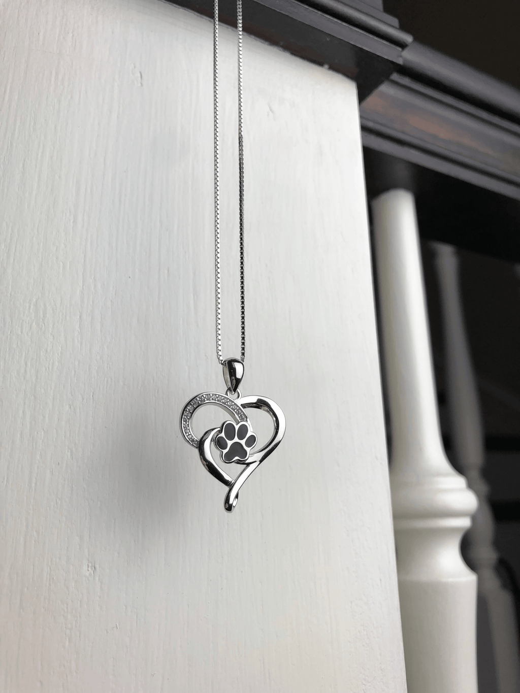 Collier en acier inoxydable avec symbole d'infini, cœur et patte
