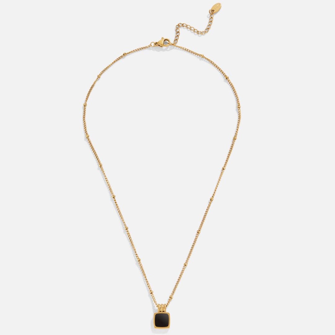 Coralie | Collier Pendentif Noir Chic de Minuit