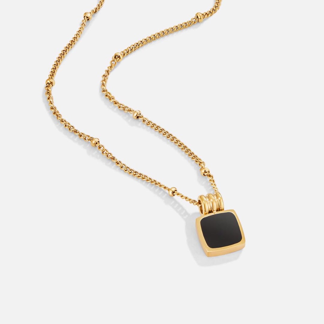 Coralie | Collier Pendentif Noir Chic de Minuit