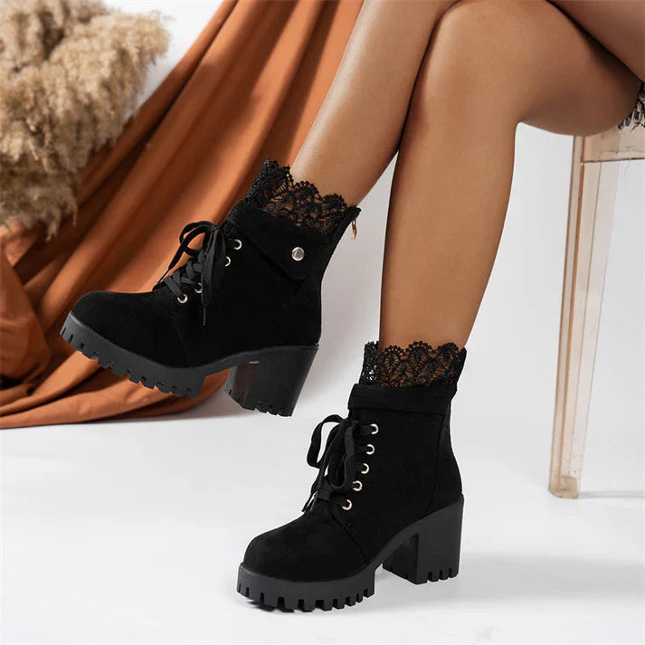 Tania - Bottines avec dentelle et talon épais