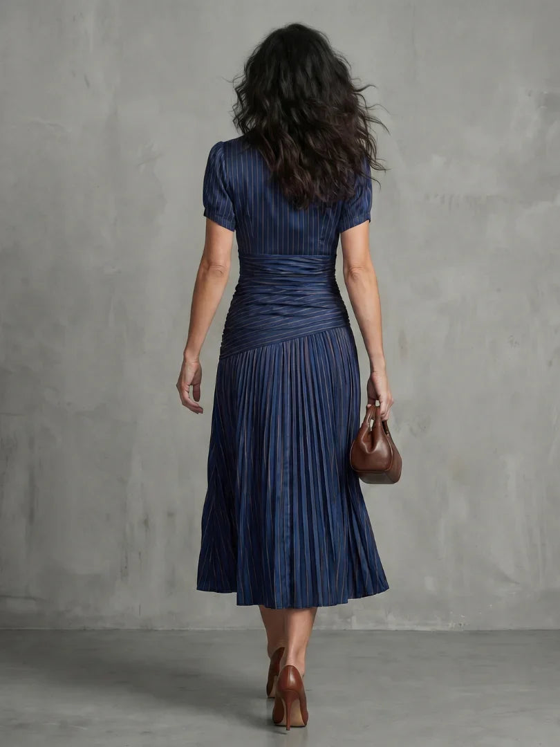 Théodora | Robe Midi à Rayures avec Taille Plissée