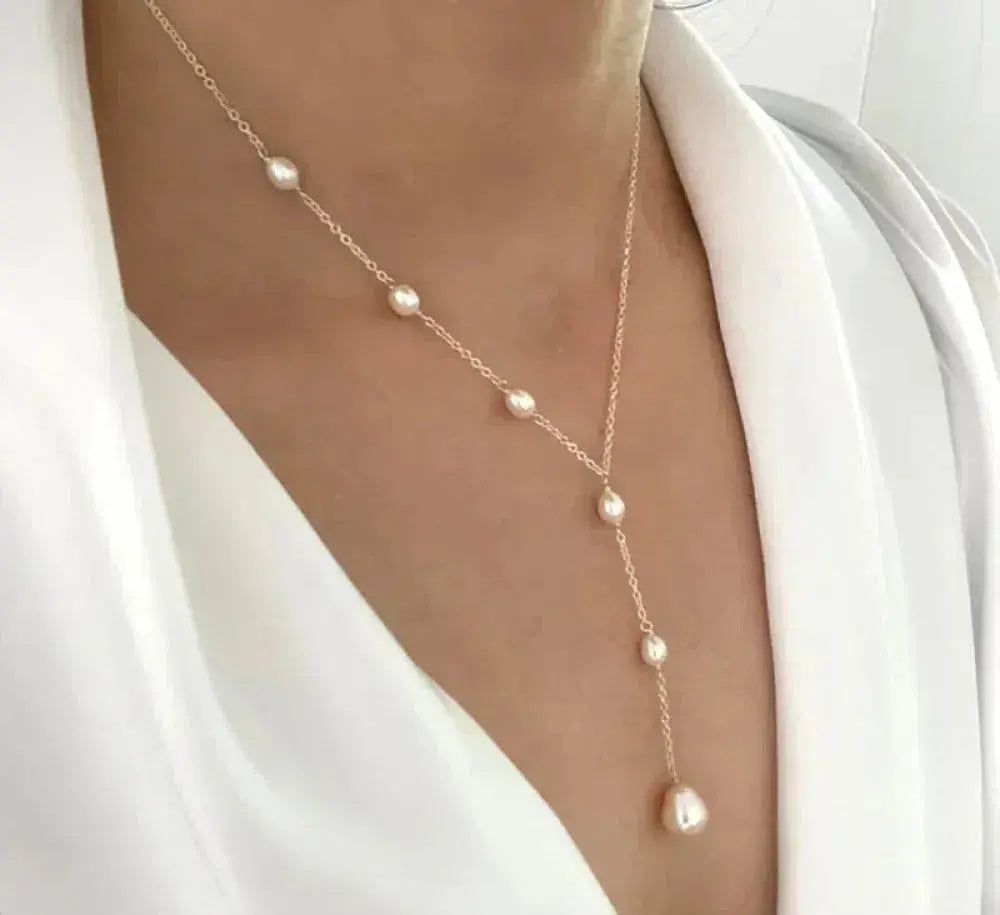 Collier Suspendu Vintage Élégant avec Perles